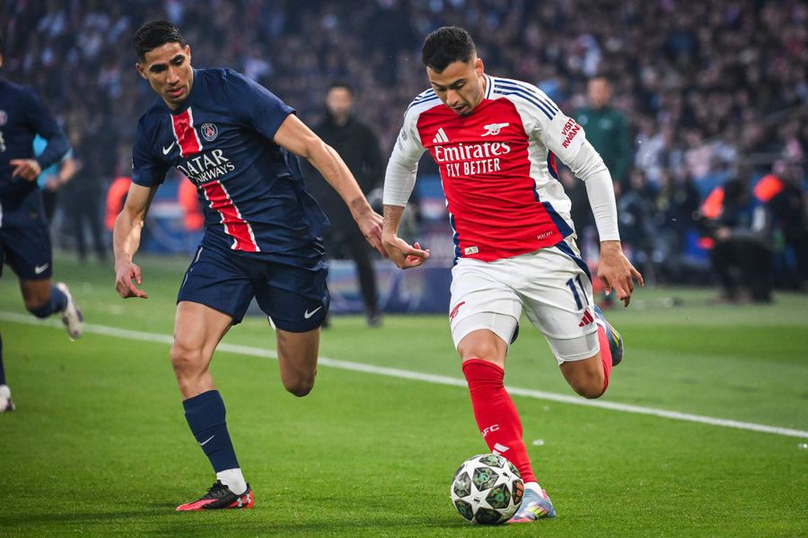 Gabriel Martinelli (dreapta), în duel cu Achraf Hakimi la semifinala Ligii Campionilor dintre Arsenal și PSG / Foto: Imago Cristiano Ronaldo ajută pe Real Madrid ca să scape de Rodrygo » Mutarea surpriză care îi face loc brazilianului