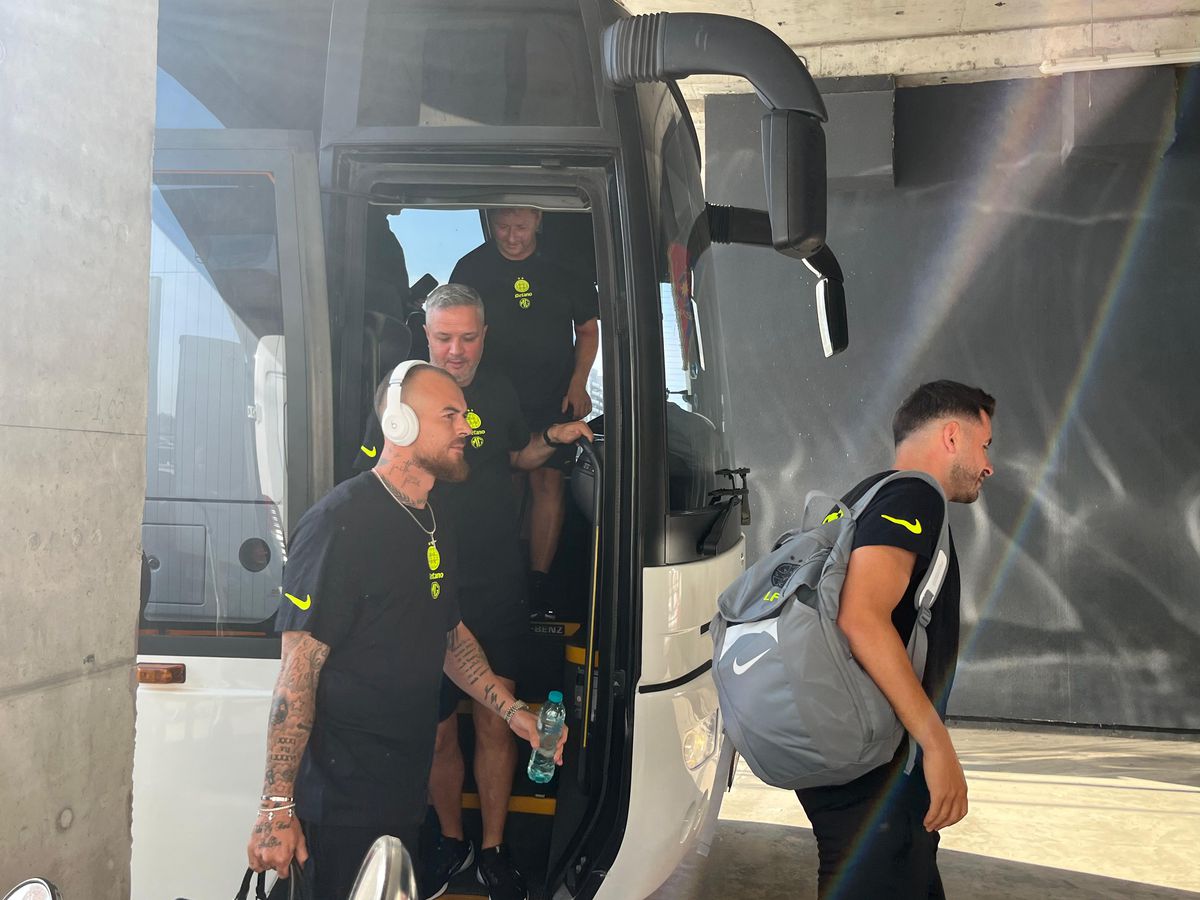 Sosire FCSB înainte de Supercupa României