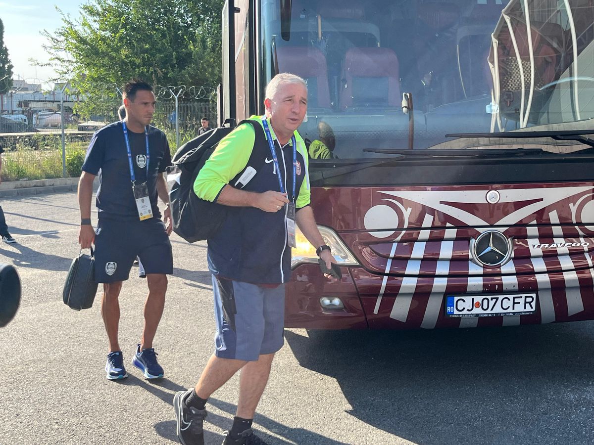 CFR Cluj a ajuns în Ghencea pentru Supercupa