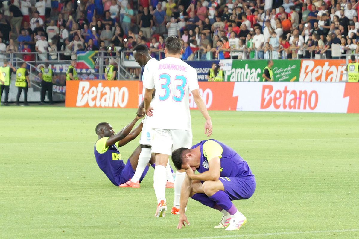 MVP în Supercupă, Politic a „înțepat-o” pe Dinamo: „Cea mai frumoasă seară! Sunt mai profesionist aici”