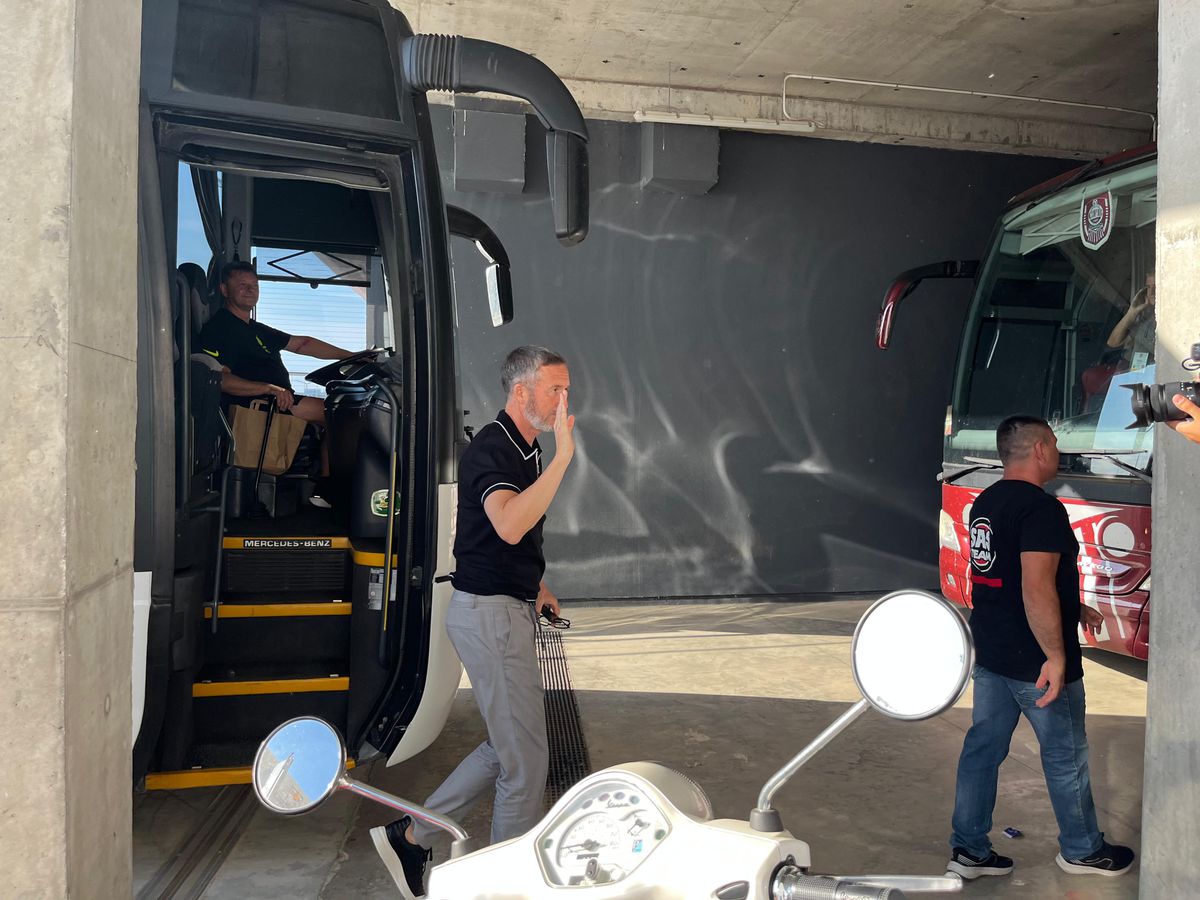 Sosire FCSB înainte de Supercupa României