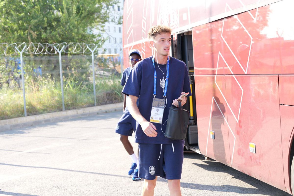 CFR Cluj a ajuns în Ghencea pentru Supercupa