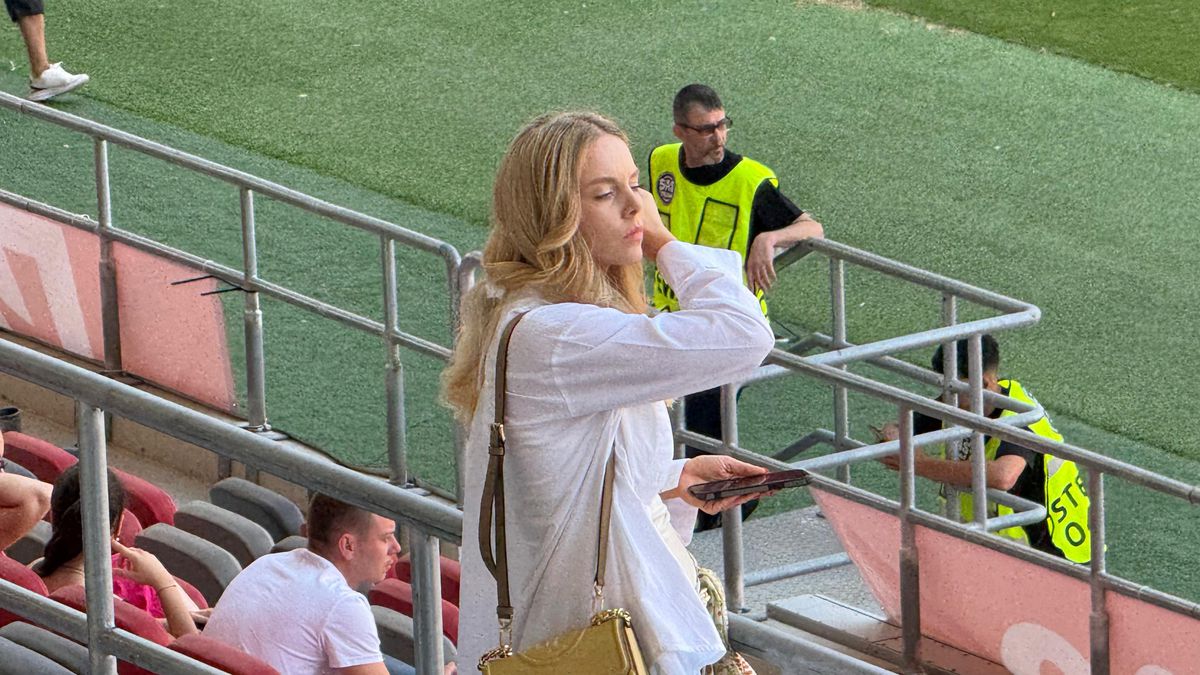 Vedetele s-au înghesuit la FCSB - CFR Cluj! Imaginile surprinse de GSP în Ghencea