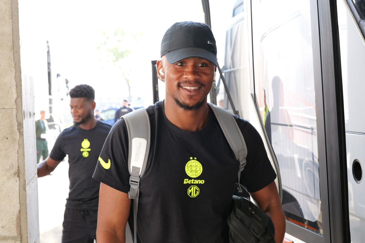 Sosire FCSB înainte de Supercupa României