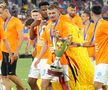FCSB a primit trofeul Supercupei României, după 2-1 cu CFR Cluj. Foto: Cristi Preda & Andrei Furnigă (GSP.RO)