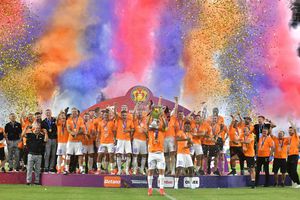 Cum a sărbătorit FCSB în Ghencea » Imaginile surprinse de reporterii GSP după câștigarea Supercupei