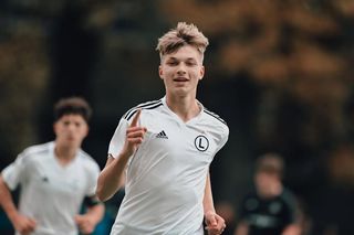 Un alt accident rutier a șocat lumea fotbalului: tânărul de la Legia Varșovia este în stare gravă la spital