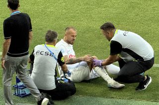 Ratează Denis Alibec preliminariile europene? » Emoții mari pentru FCSB: „Atât poate să stea”