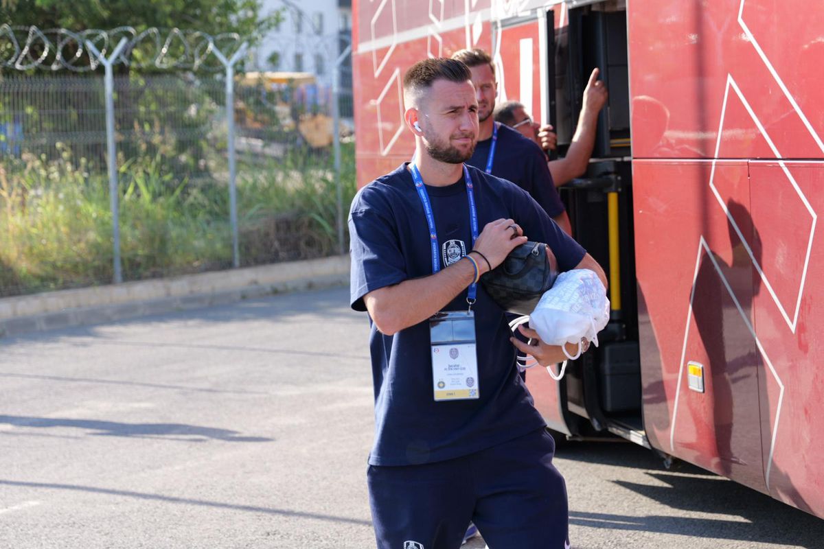 CFR Cluj a ajuns în Ghencea pentru Supercupa