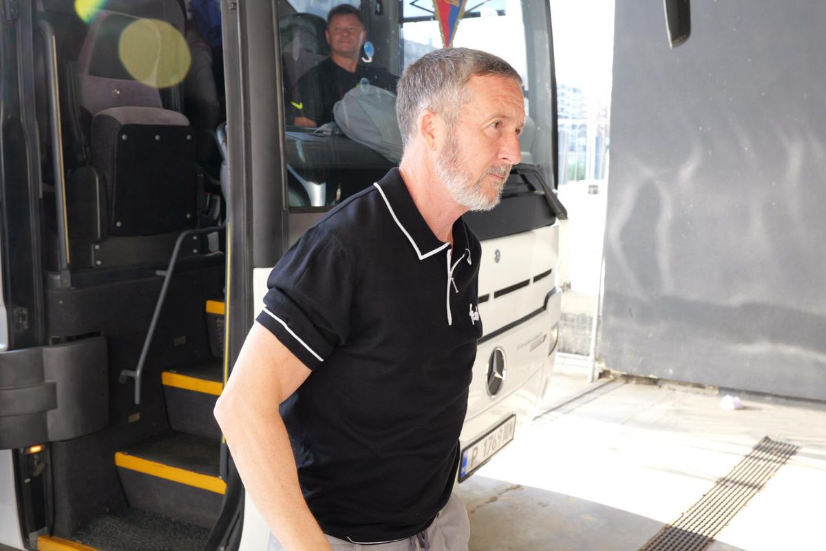 Sosire FCSB înainte de Supercupa României