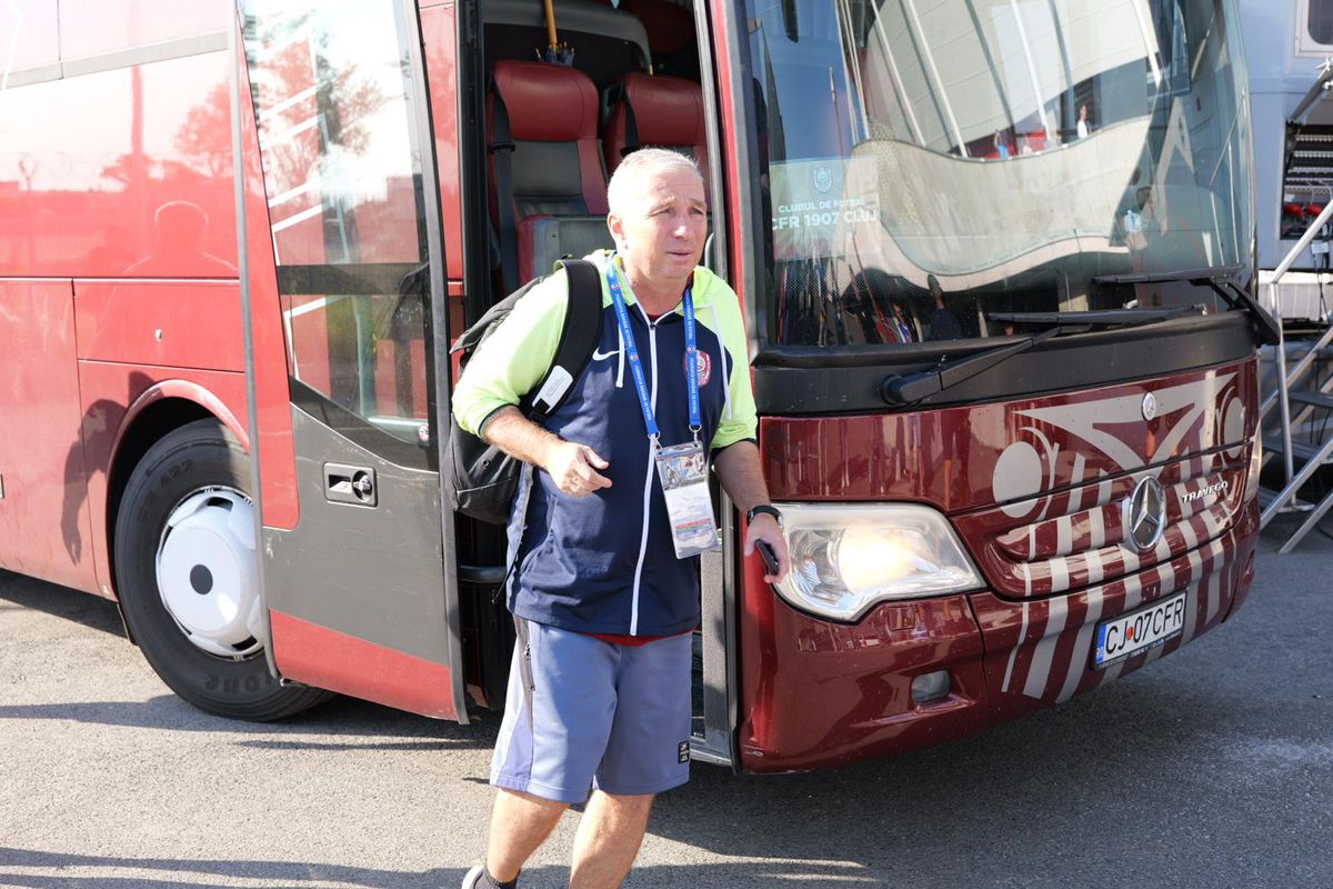 CFR Cluj a ajuns în Ghencea pentru Supercupa