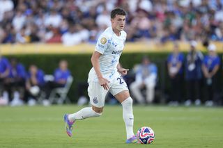 Probleme mari pentru starul lui Chivu » Inter îi cere socoteală pentru gestul său