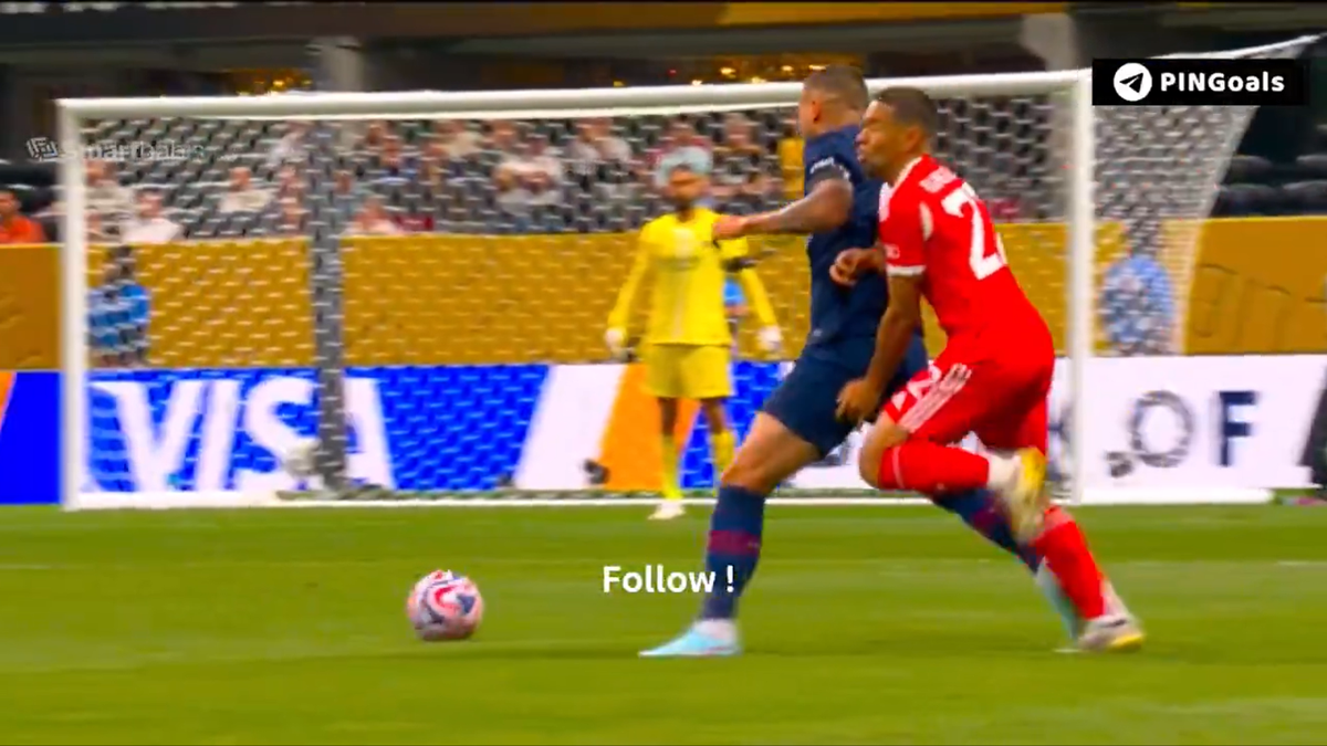 Gesturi halucinante în PSG - Bayern » L-a făcut KO chiar în fața arbitrului