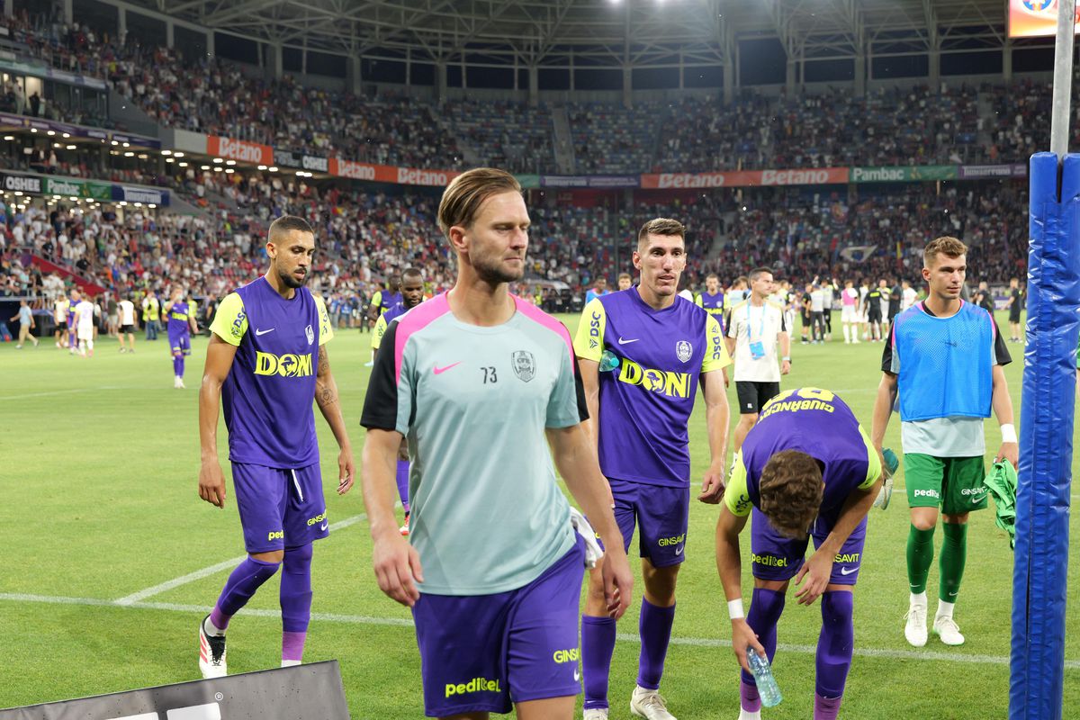 Imagini de la finalul Supercupei FCSB - CFR Cluj