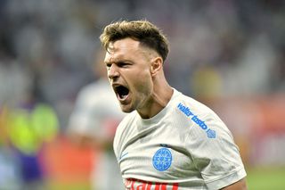 Dennis Politic, mesaj pentru fani, la o zi după debutul de vis la FCSB: ce a scris lângă poza cu Darius Olaru