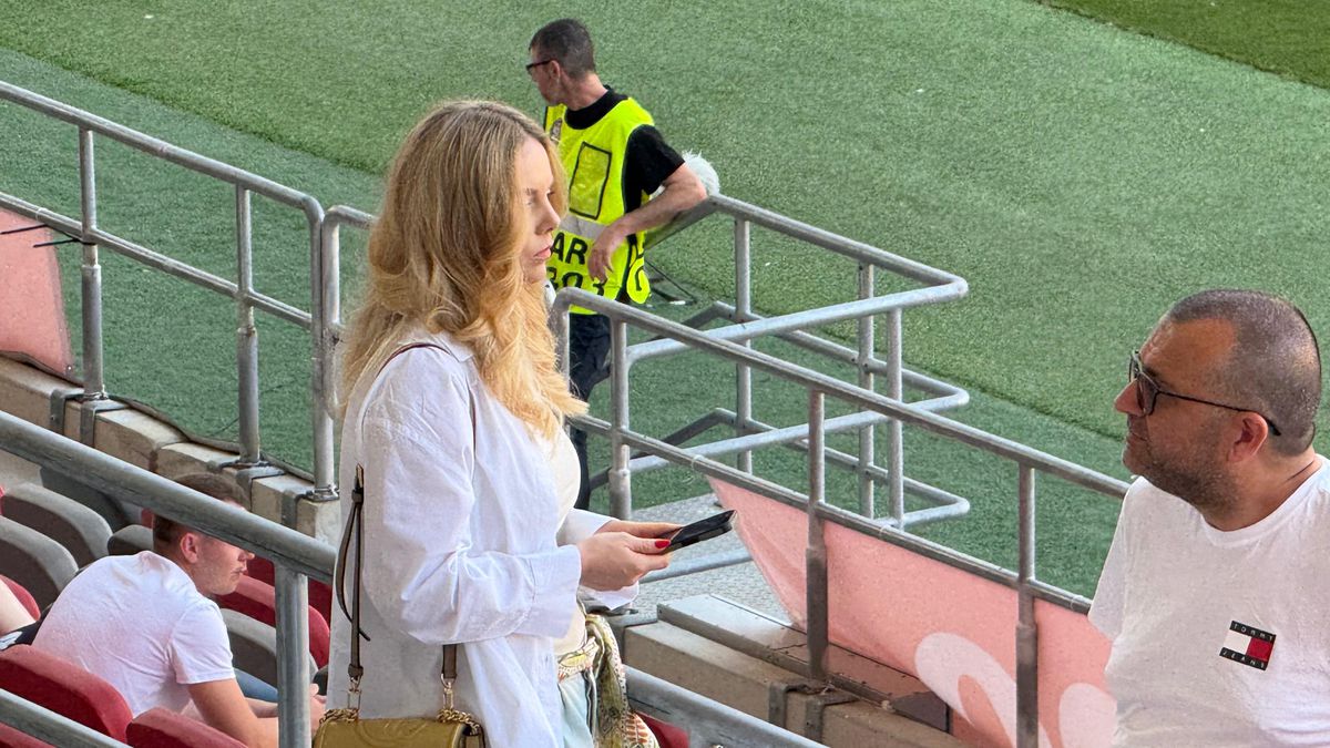 Vedetele s-au înghesuit la FCSB - CFR Cluj! Imaginile surprinse de GSP în Ghencea: cine a atras toate privirile