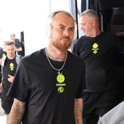 Sosire FCSB înainte de Supercupa României (7)
