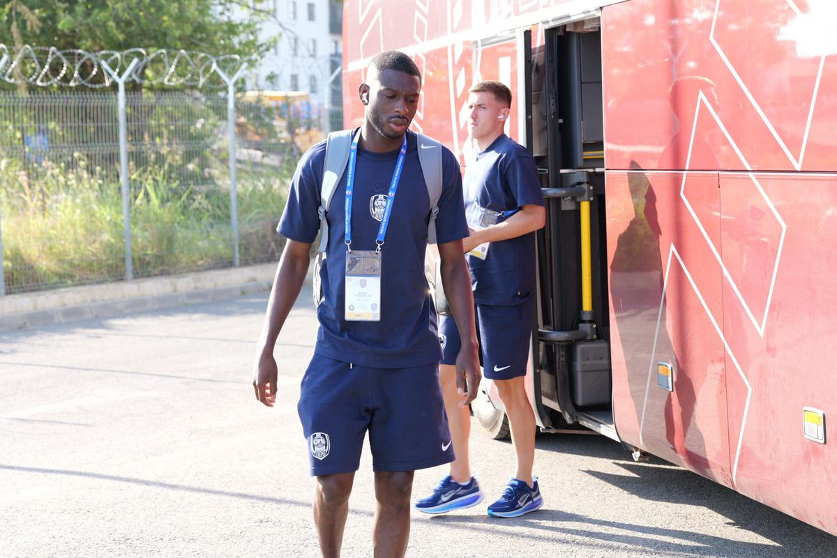 CFR Cluj a ajuns în Ghencea pentru Supercupa