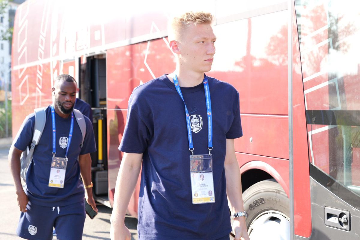 CFR Cluj a ajuns în Ghencea pentru Supercupa