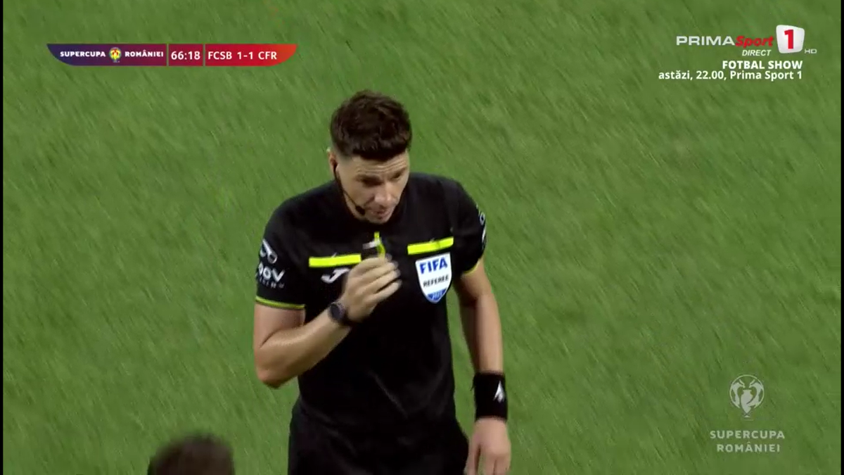 Dan Petrescu a răbufnit și a cerut să scoată echipa de pe teren în Supercupa dintre FCSB și CFR Cluj