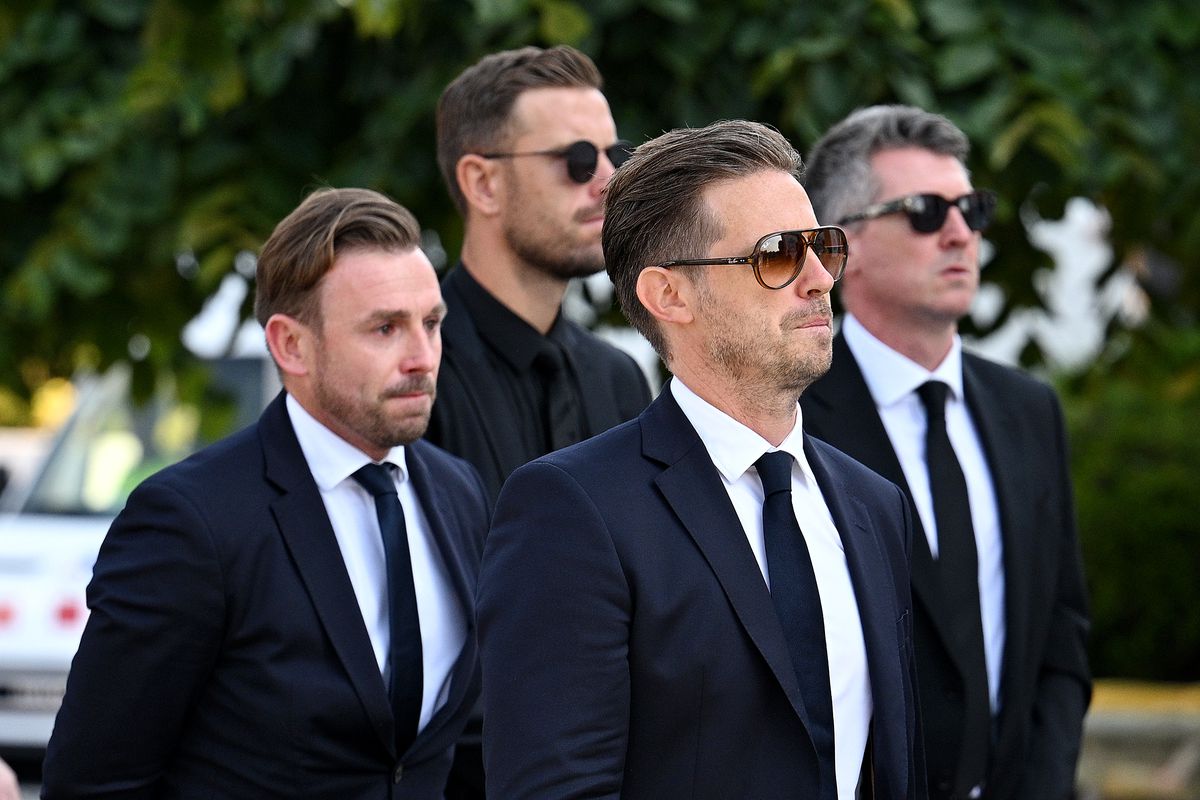 Fotbalistul de la Liverpool, criticat dur pentru absența de la funeraliile lui Diogo Jota » A preferat să meargă la o petrecere