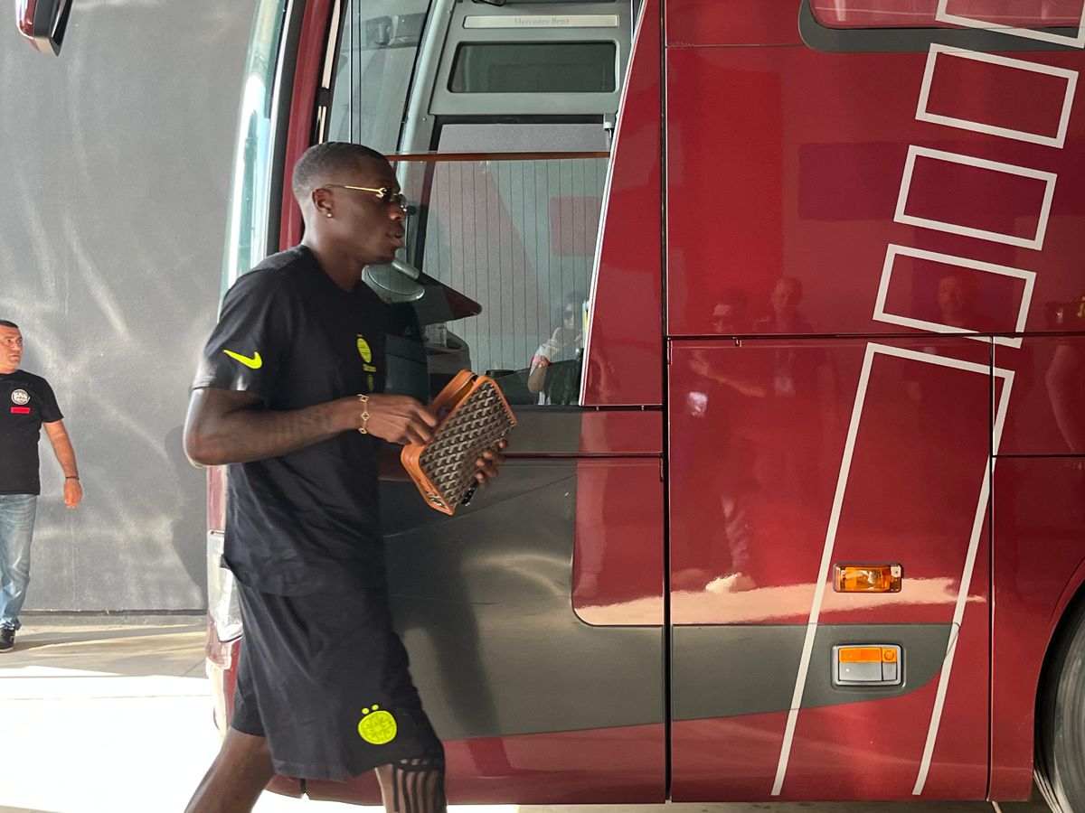 Sosire FCSB înainte de Supercupa României