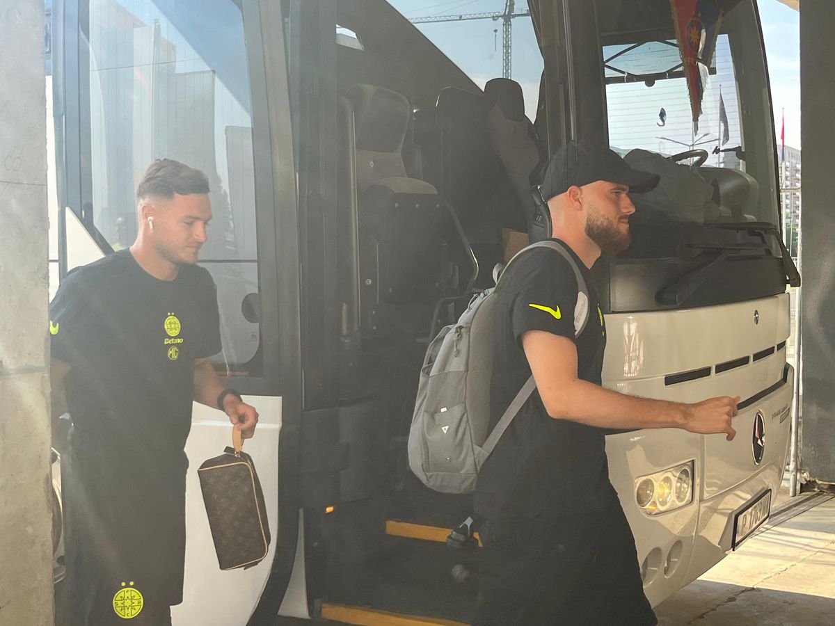 Sosire FCSB înainte de Supercupa României