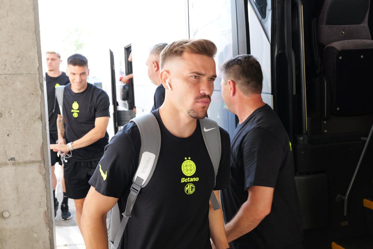 Sosire FCSB înainte de Supercupa României