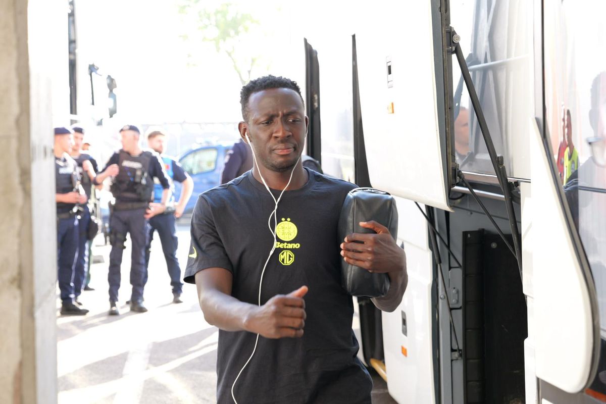 Sosire FCSB înainte de Supercupa României