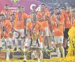 FCSB a primit trofeul Supercupei României, după 2-1 cu CFR Cluj. Foto: Cristi Preda & Andrei Furnigă (GSP.RO)