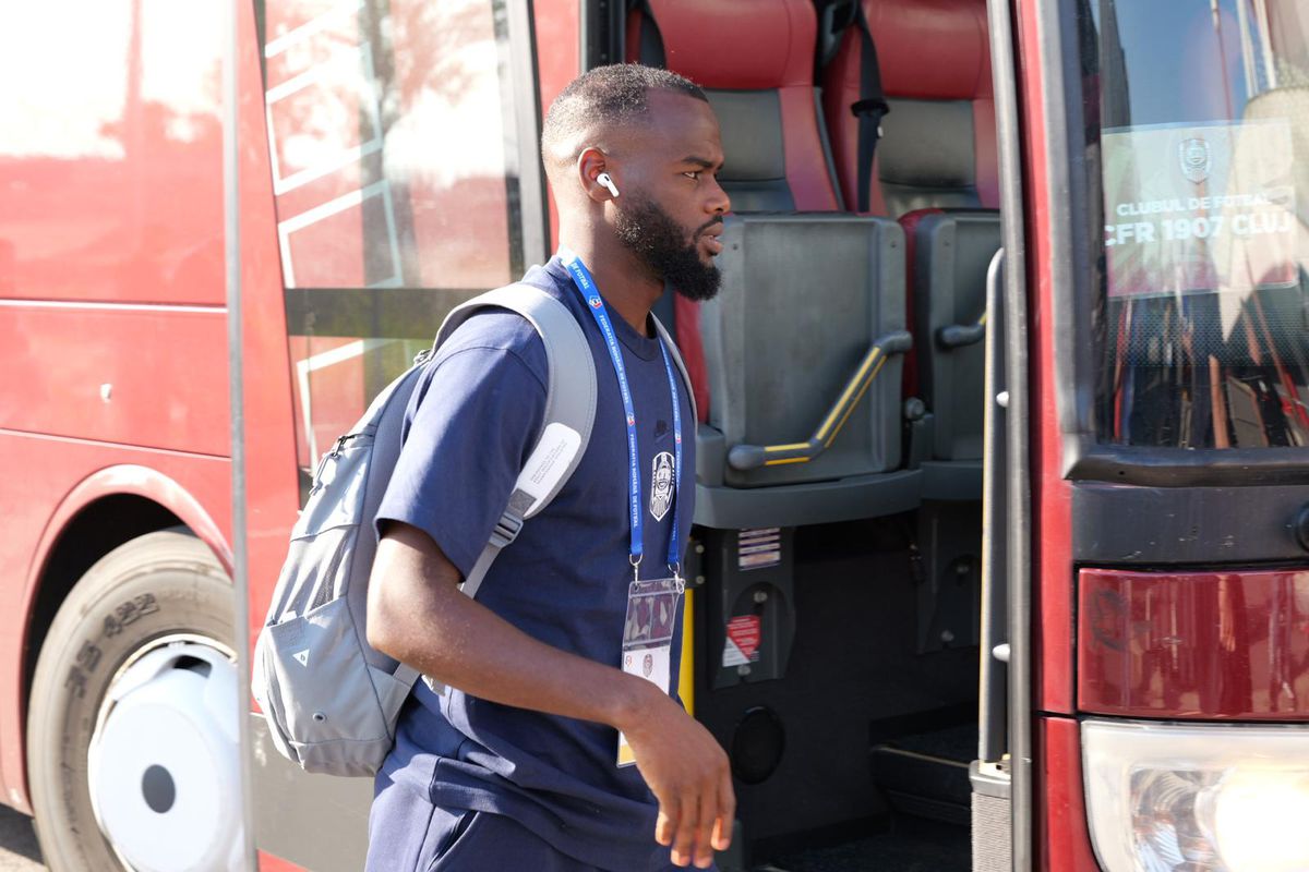 CFR Cluj a ajuns în Ghencea pentru Supercupa