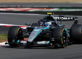 Marele Premiu din Marea Britanie » Luptă fascinantă între Max Verstappen, George Russell și Lewis Hamilton