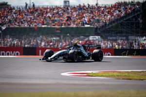 Marele Premiu din Marea Britanie » Antonelli pleacă din pole-position