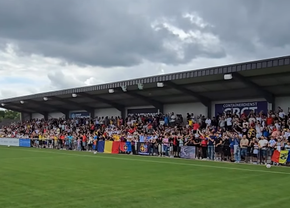 Imagini tari: fanii celor de la FCSB au dat năvală la amicalul din Belgia » „București, Steaua București!” + Moment special pentru Darius Olaru