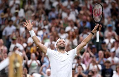 Grigor Dimitrov, din nou în optimile de finală la Wimbledon, fază în care anul trecut s-a accidentat grav: „Joc din dragoste pentru tenis”