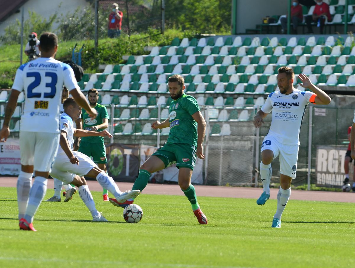 Avertisment pentru cluburile din Liga 1: „Va exista o penalitate!” » Deținătorul drepturilor TV nu are milă