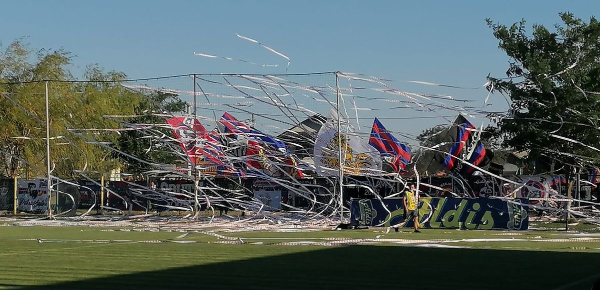 Ultrașii CSA Steaua au făcut curat după show » Gestul acestora după promovarea în Liga 3