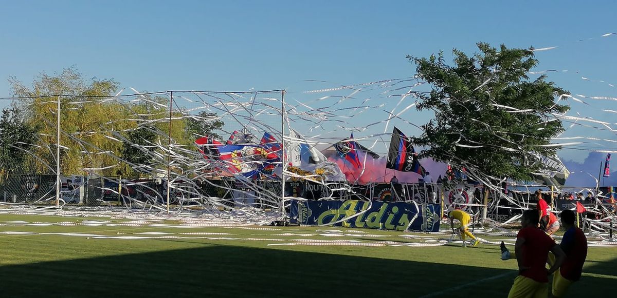 Ultrașii CSA Steaua au făcut curat după show » Gestul acestora după promovarea în Liga 3