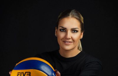 EXCLUSIV Ea e Anamaria Prodan din volei: face și desface contracte de la echipele puternice din România! + E și un conflict de interese?