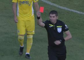 Greșeală majoră de arbitraj și cu VAR în U Cluj - Petrolul » Ion Crăciunescu: „Priviți ce e acolo!”
