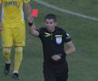 Scandal la pauza meciului Universitatea Cluj - Petrolul! „Roșu” scos din buzunar de Andrei Chivulete