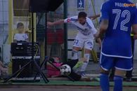 Moment periculos la Botoșani » Un copil de mingi, doborât peste o bordură în timpul meciului