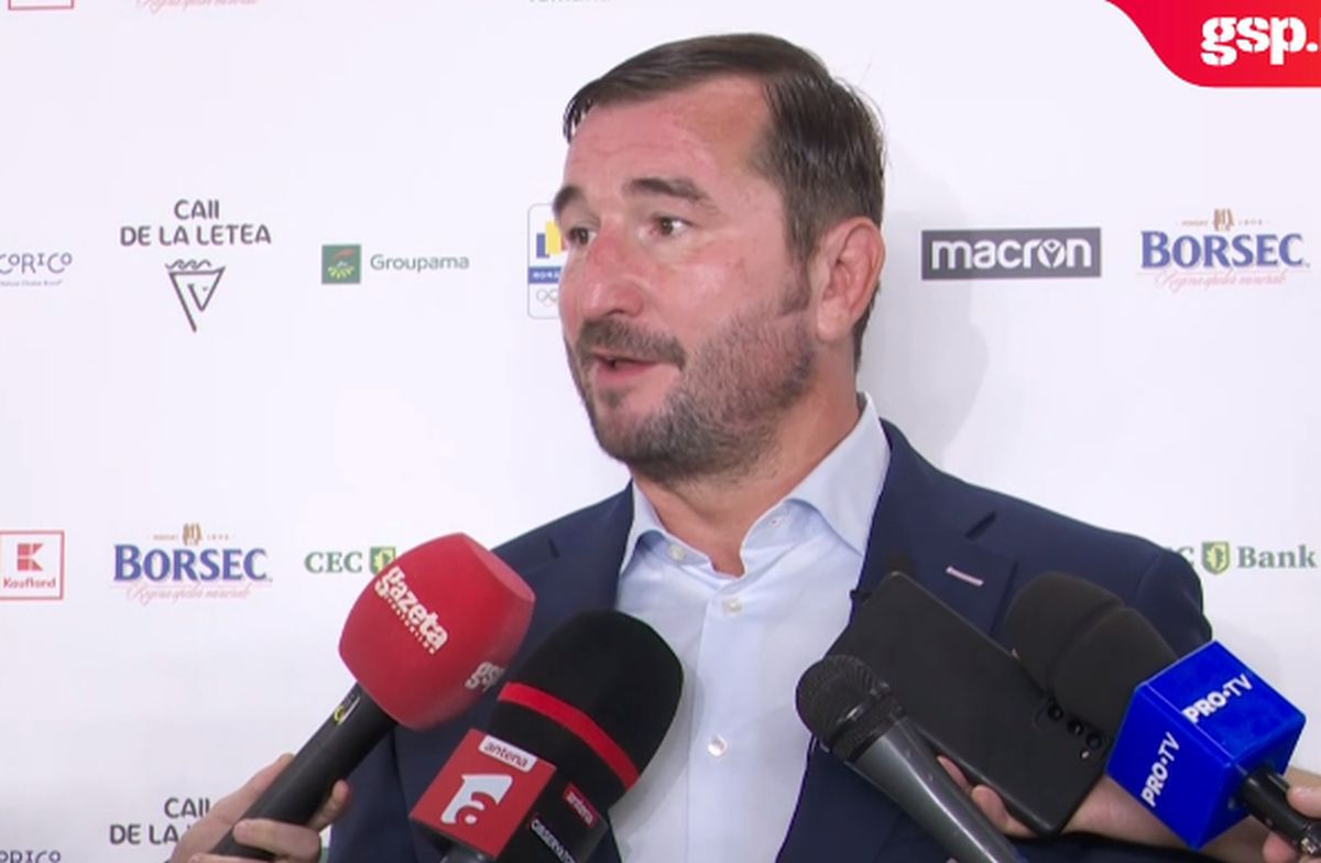 Alin Petrache, furios pe situația arenei Arcul de Triumf: „O națională calificată la Cupa Mondială nu se poate pregăti așa! Stat prin tramvaie, schimbat 4 terenuri...”