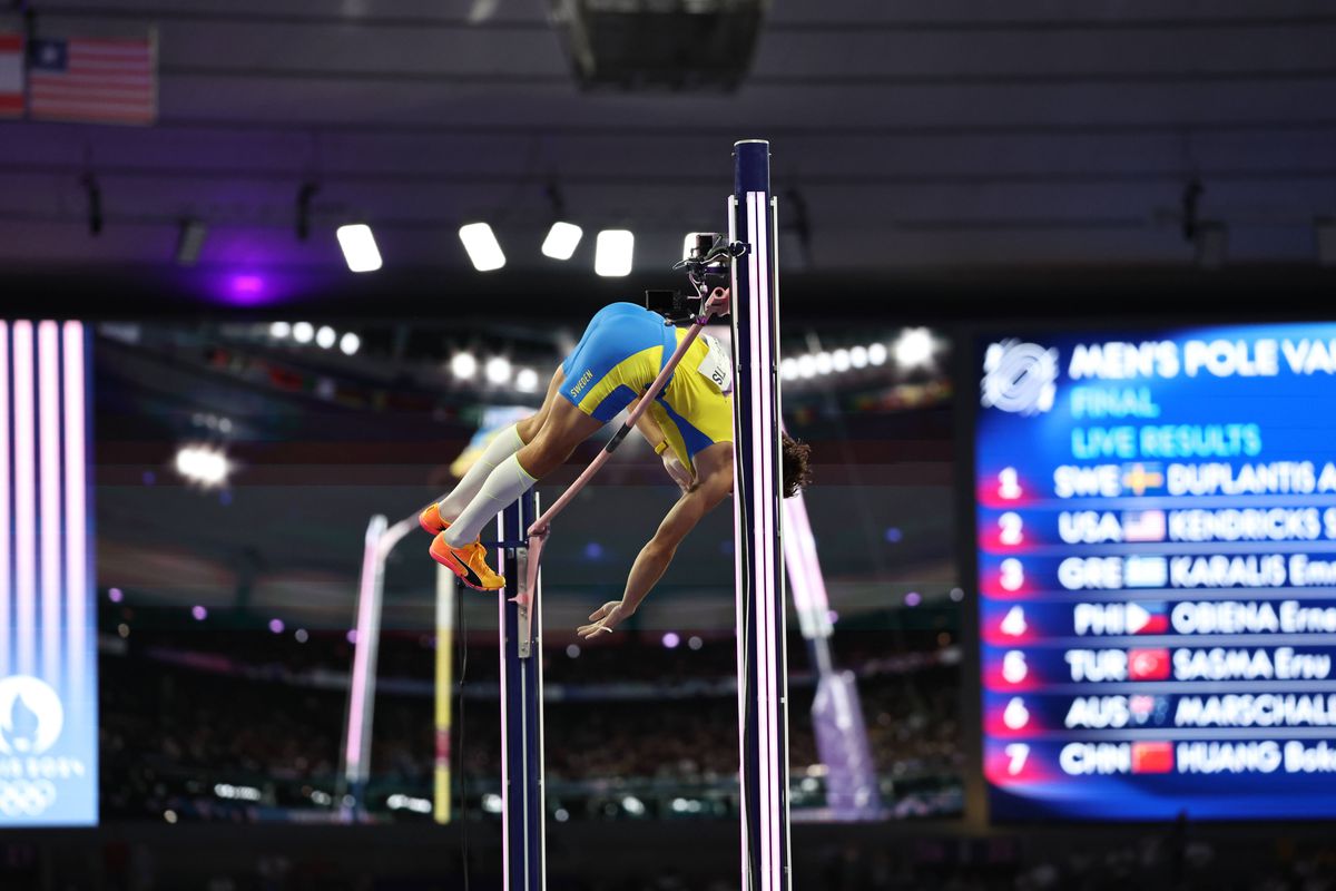 Armand Duplantis, record mondial la săritura cu prăjina la JO Paris 2024