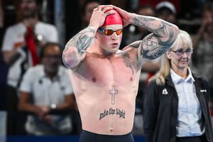 Adam Peaty dezvăluie într-o carte modernă cum a ajuns triplu campion olimpic și ce reguli a respectat