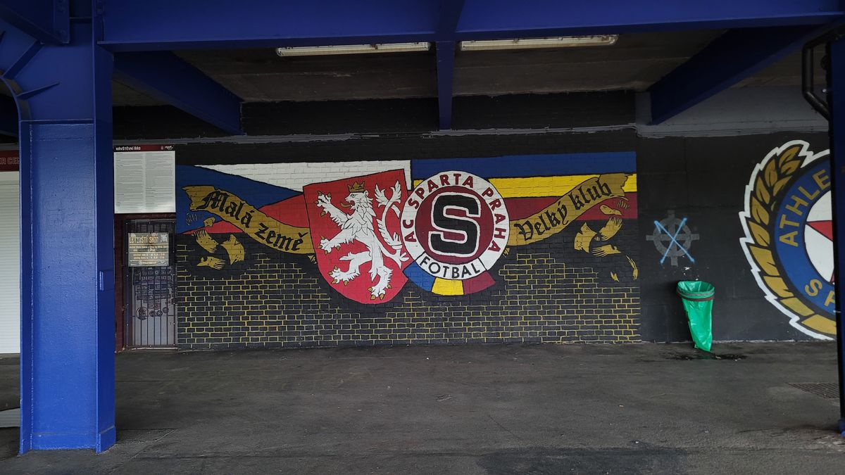 FCSB la stadion Letna, la Praga