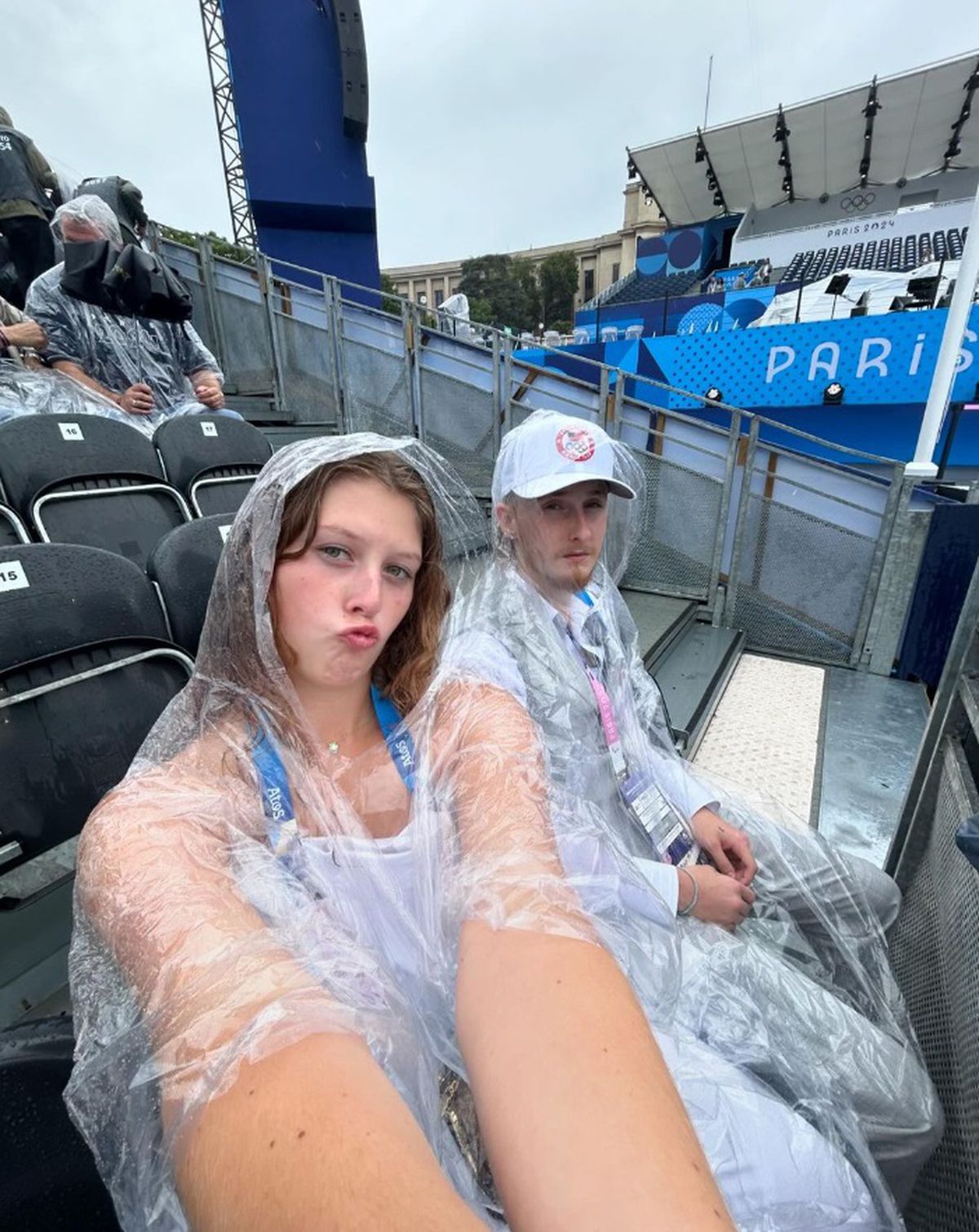 Nadia Comăneci, o mamă mândră » Cum s-a afișat fiul „Zeiței” de la Montreal, alături de iubita lui, la balul de absolvire