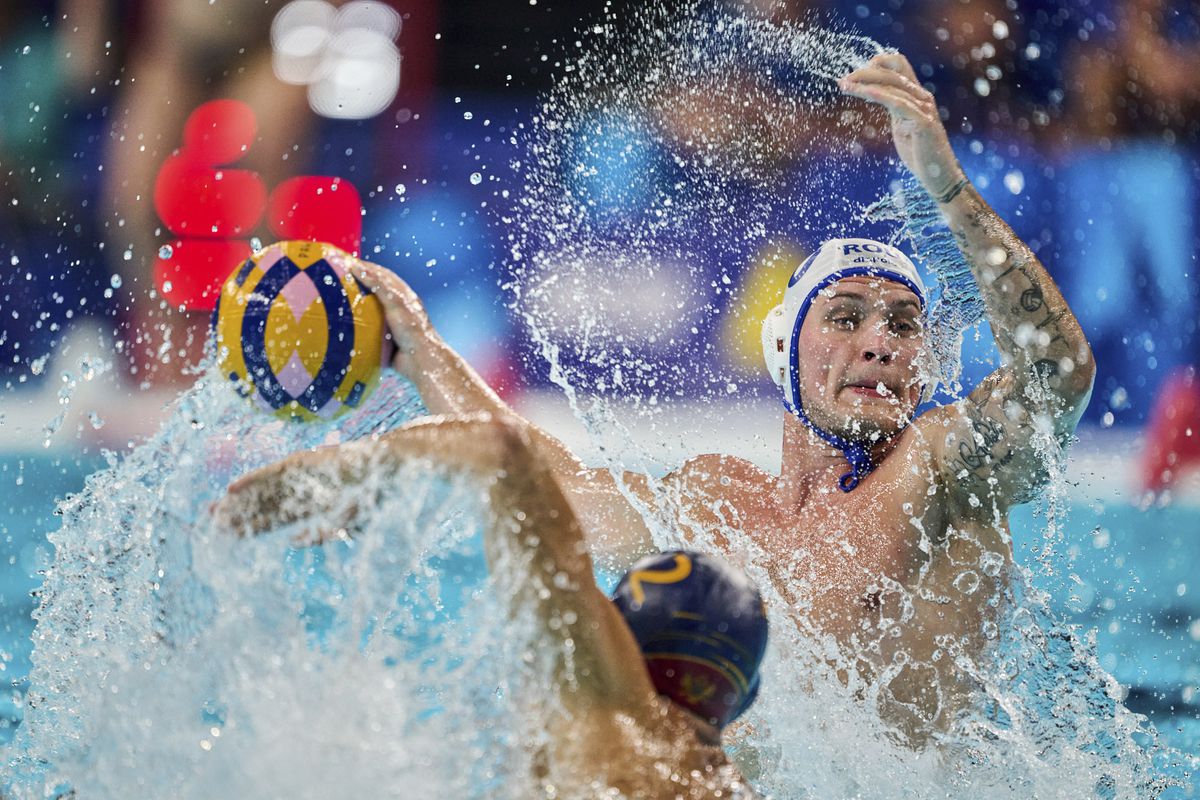 Românul care a ales să-și spună experiența din Satul Olimpic: „Mintea îți poate juca feste, poți să rămâi șocat de anumite chestii de aici!”