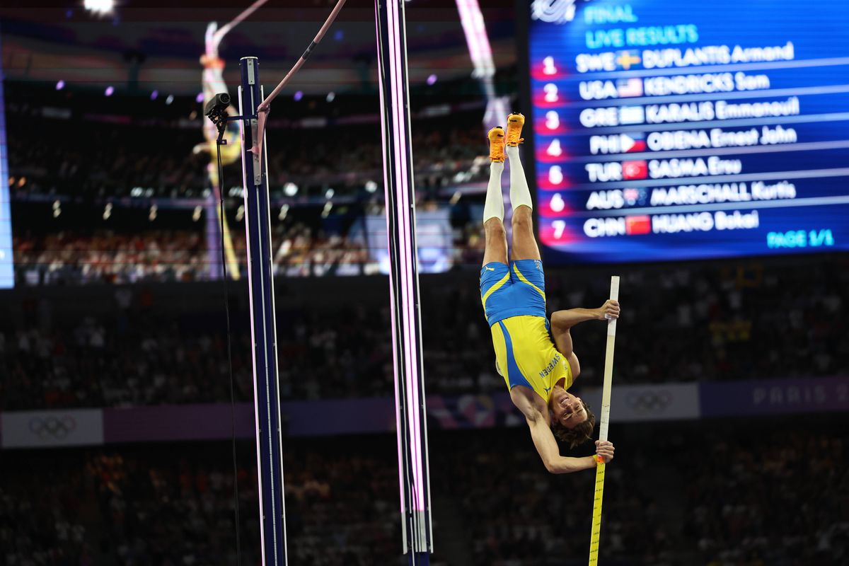 Armand Duplantis, record mondial la săritura cu prăjina la JO Paris 2024