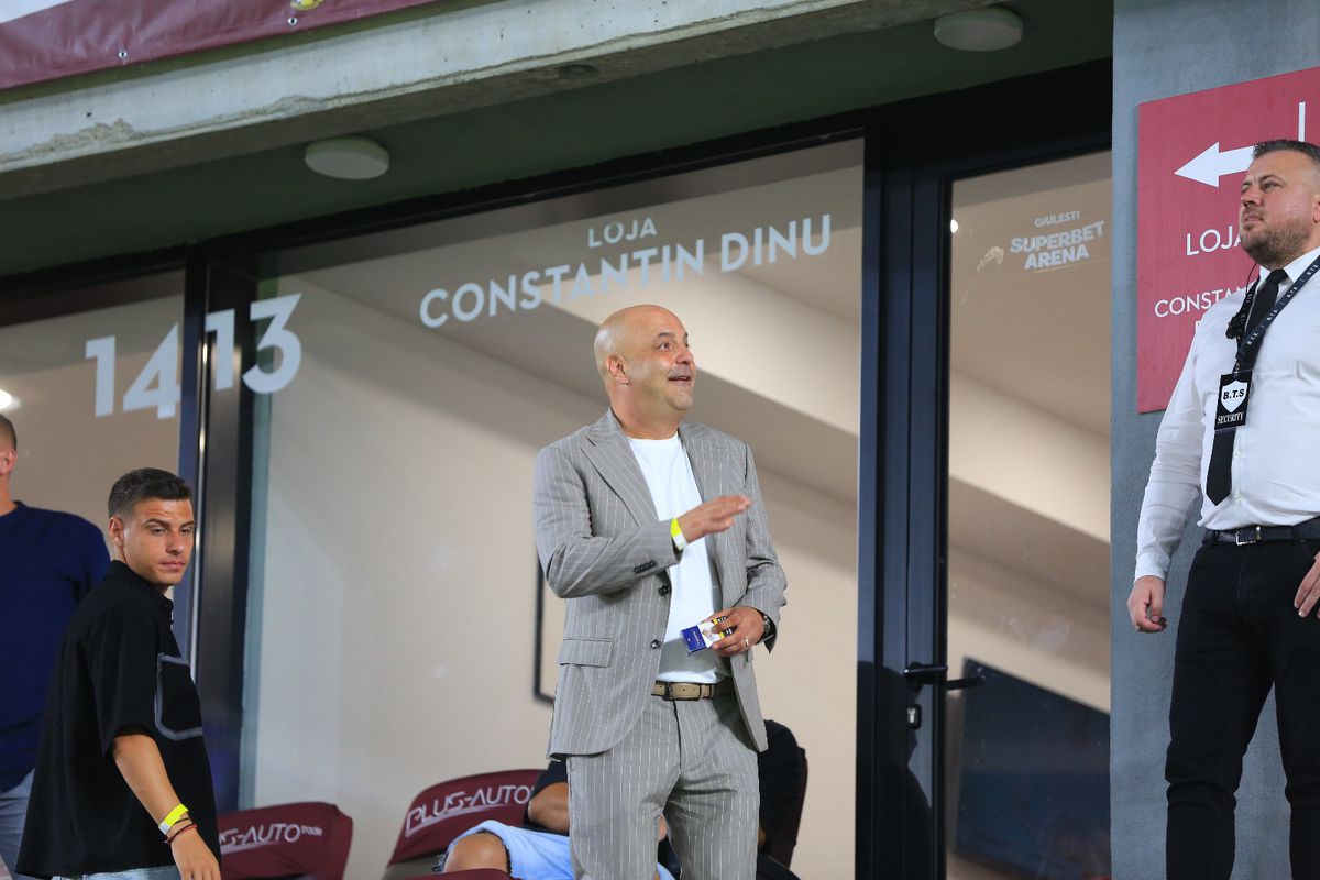 Dan Șucu a revenit la „oficială” » Salut cu „dușmanul” în lojă: „Patronul Rapidului are declarații comuniste”